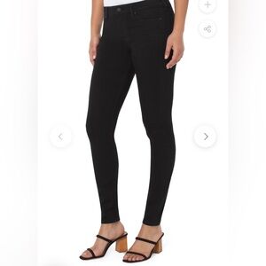 Liverpool Abby Skinny Silky Soft Womens Pants Size 8/29 Petite